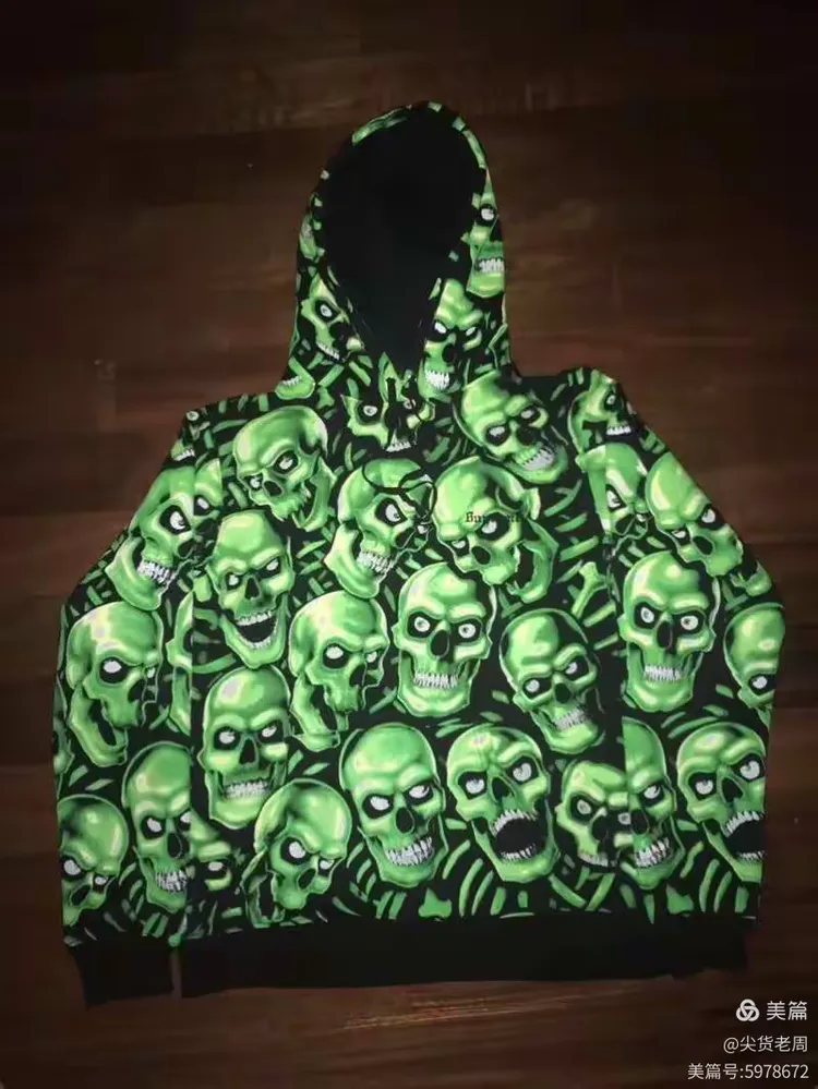 顶级supreme 18ss 夜光骷髅卫衣